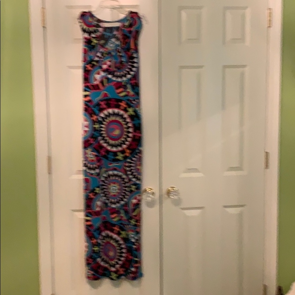 Tracy Negoshian size small print maxi dress